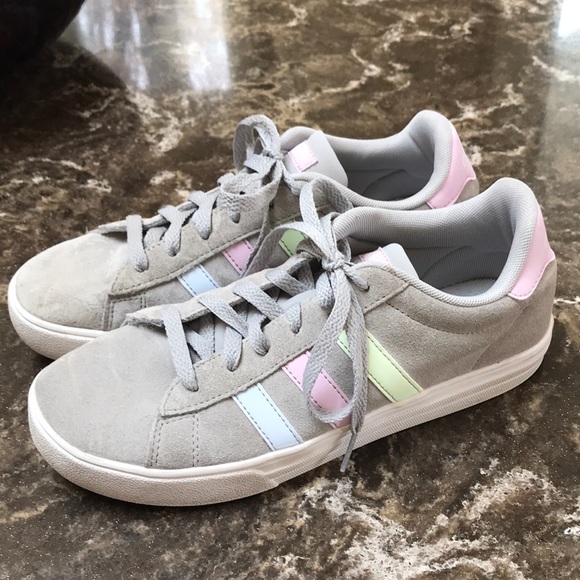 adidas Shoes Adidas Sneakers Sz 6 Mens 8 Womens Gray Pastel Euc